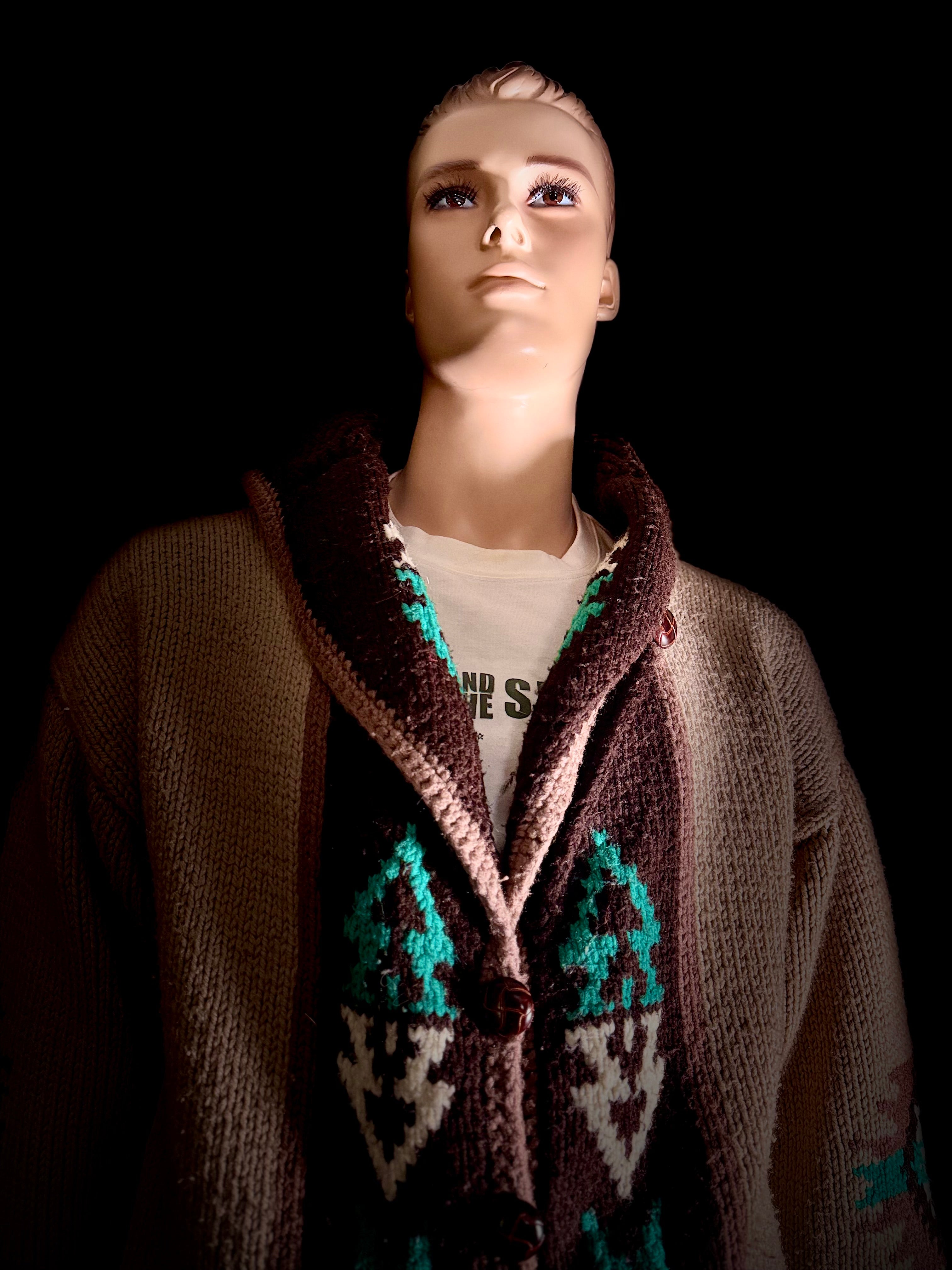 Vintage Cowichan Cardigan – Geometric Arrow Motif – Hand-Knit Wool