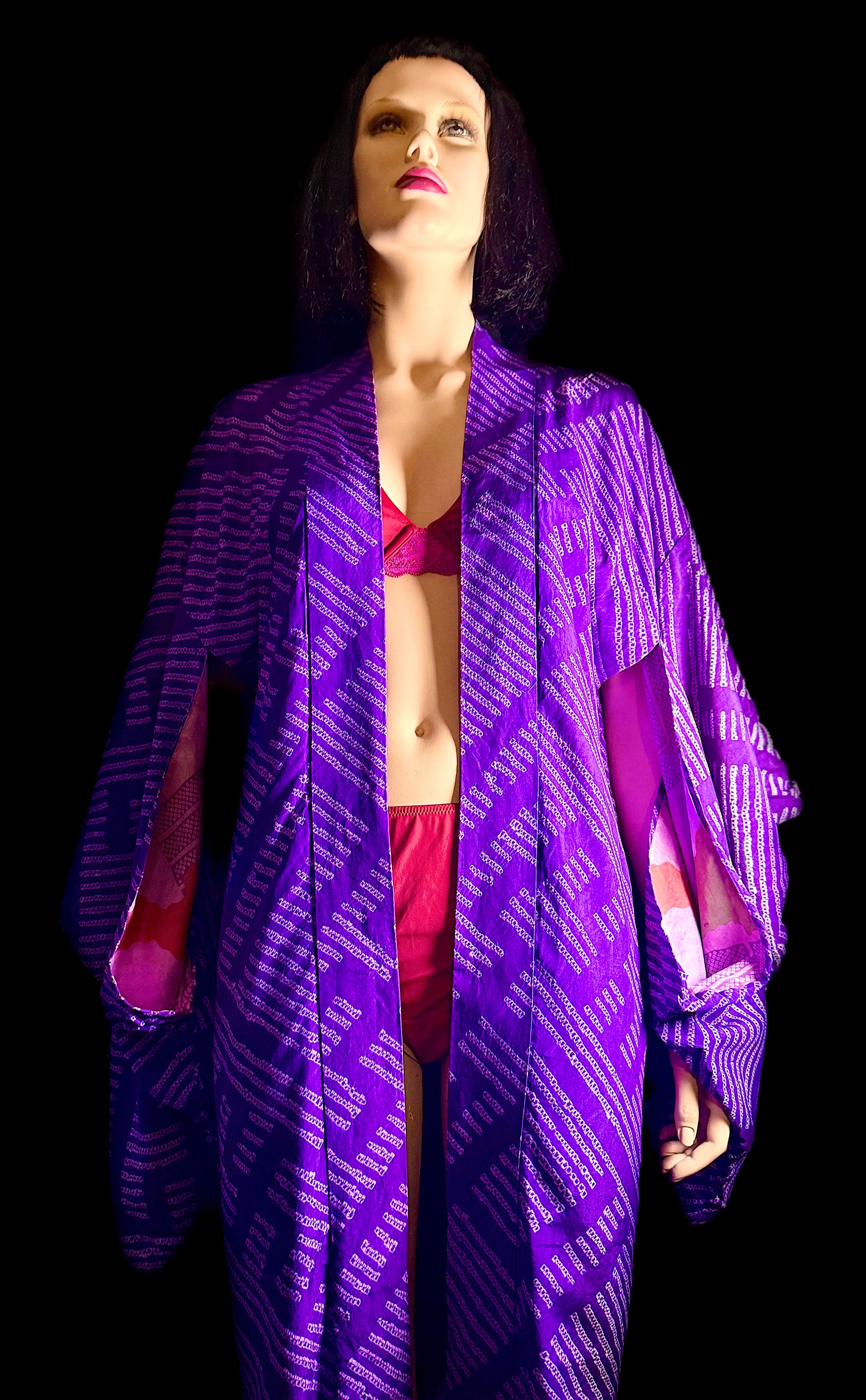 Vintage Japanese Silk Kimono - Lined and Handprinted