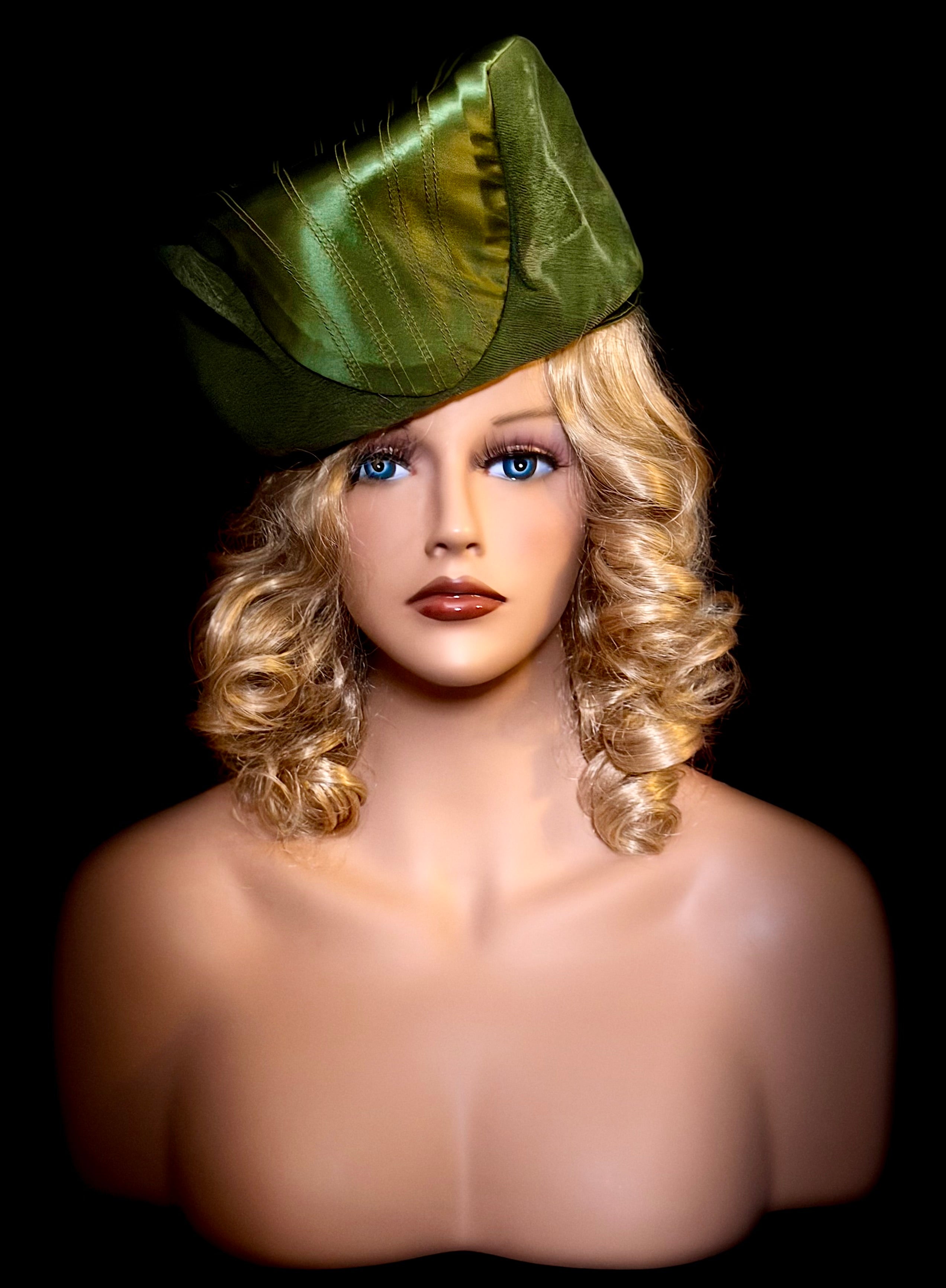 1950s Olive Sculpted Cocktail Hat - Satin Panelled Atelier Piece