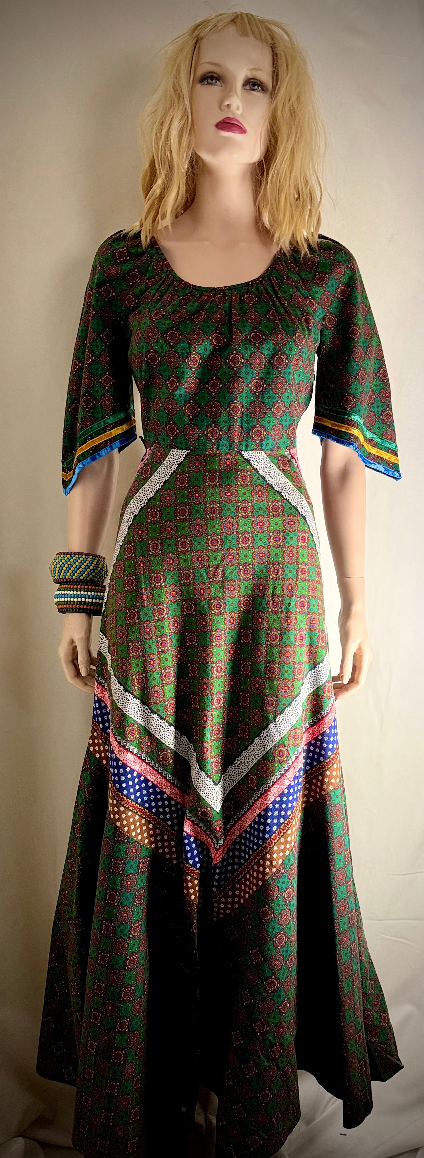 1970s Vera Mont Paris Printed Maxi Dress With Full Skirt