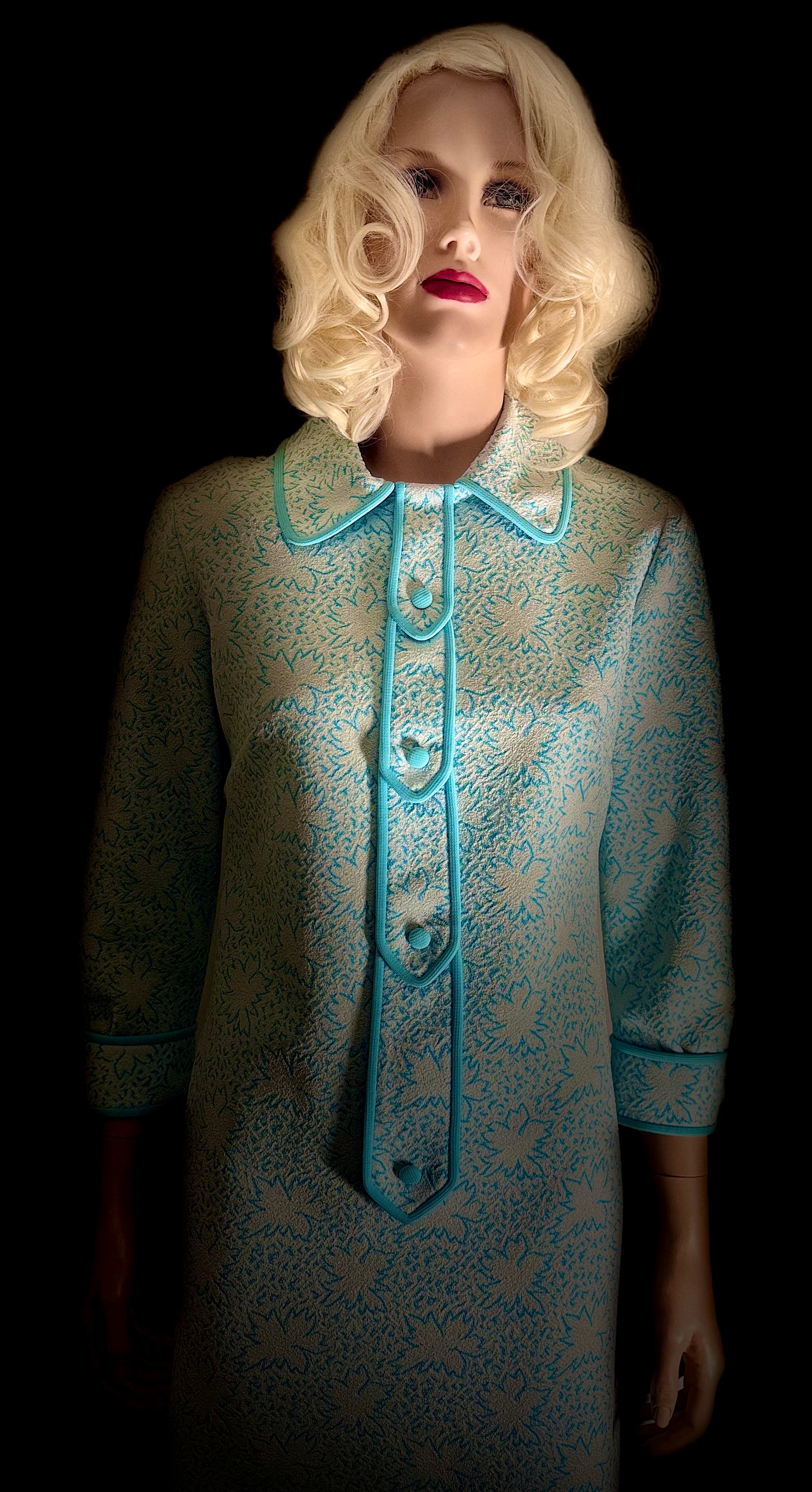 Immaculate 1960s Turquoise-Trimmed Textured Day Dress
