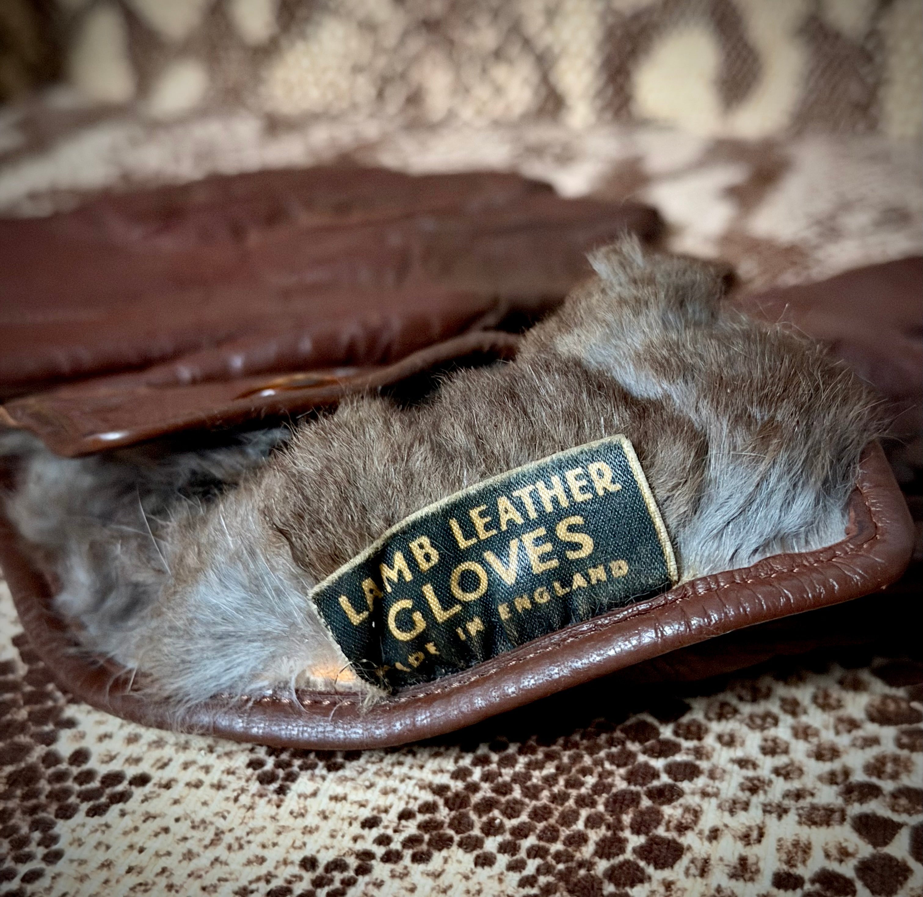 1930s–1940s Fur Lined Lamb Leather Gloves