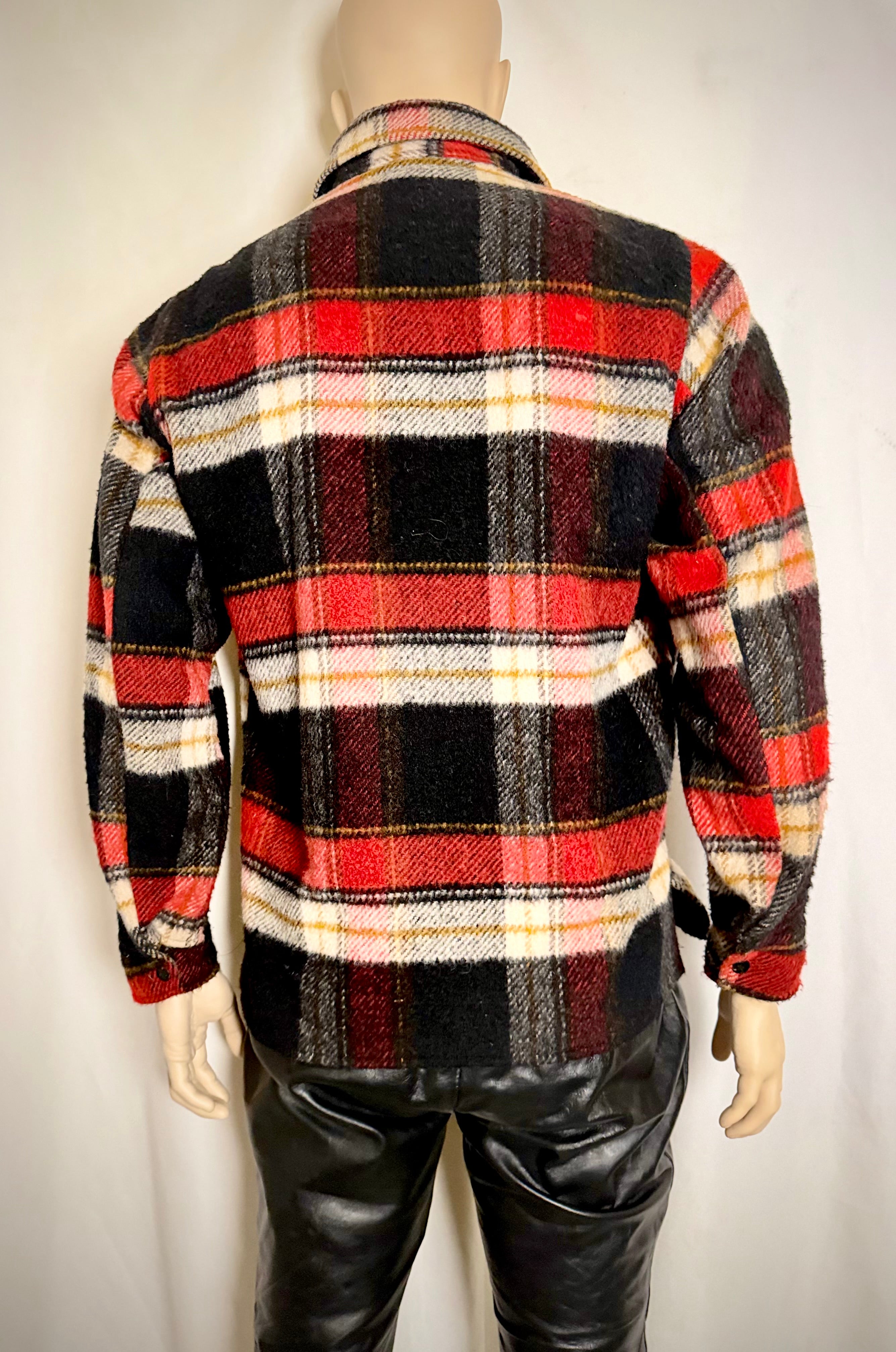 1960s Vintage Heavy Wool Plaid Snap Jacket