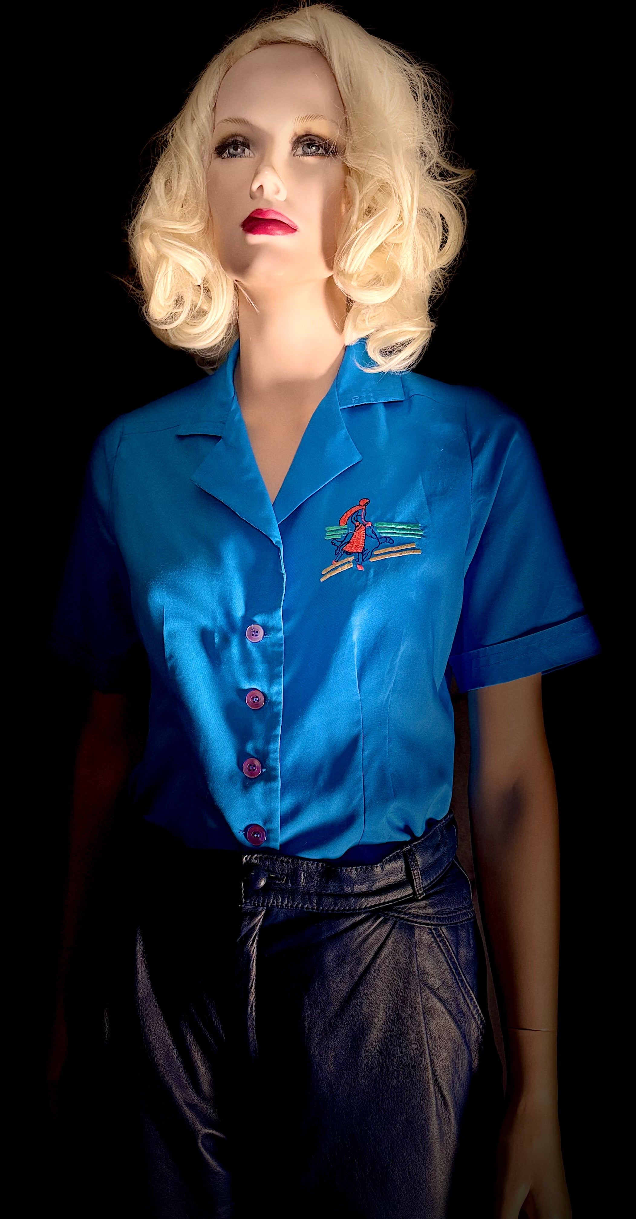 Vintage Embroidered Blue Shirt | 1980s | Relaxed Cut