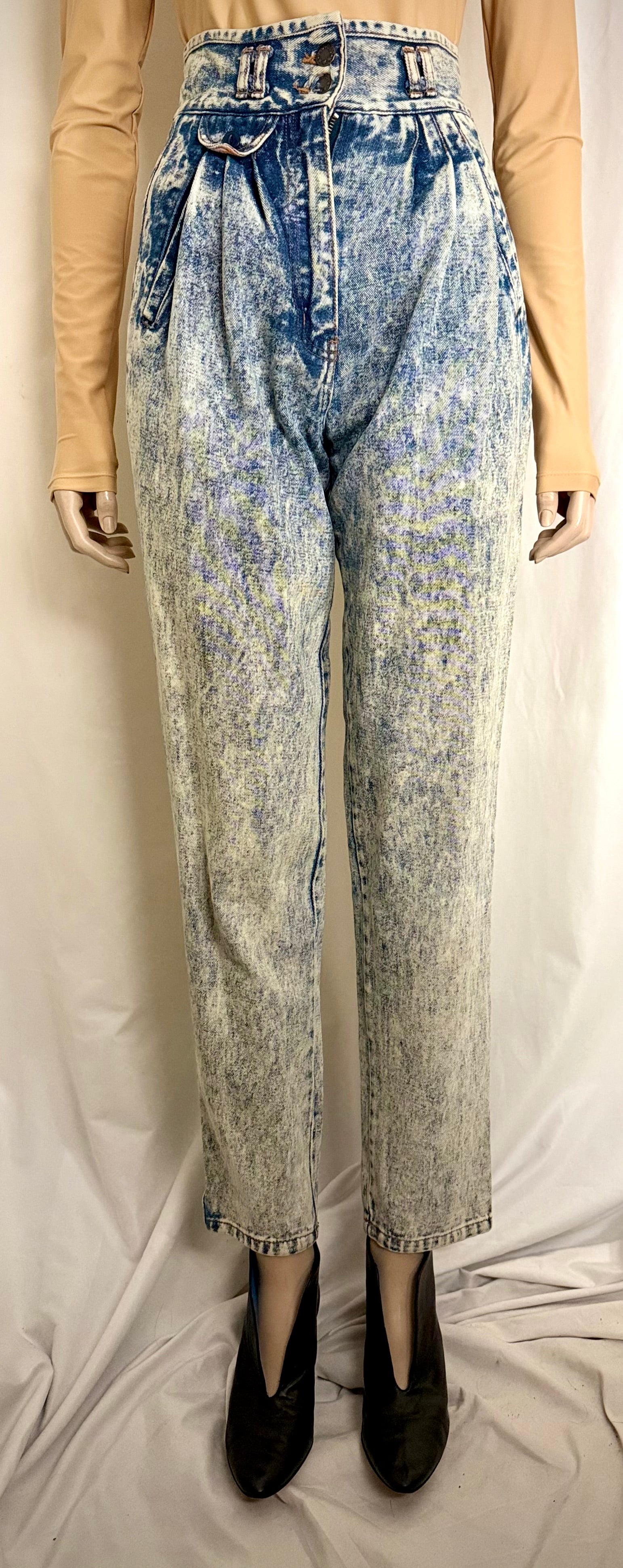 Vintage 1980s High-Rise Pleated Jeans

Sculptural Waist | Acid Wash Denim